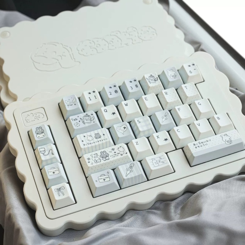 Soda Stack Split Keyboard  Cus - مراجعة Gaming Keyboard Bluetooth وسعره