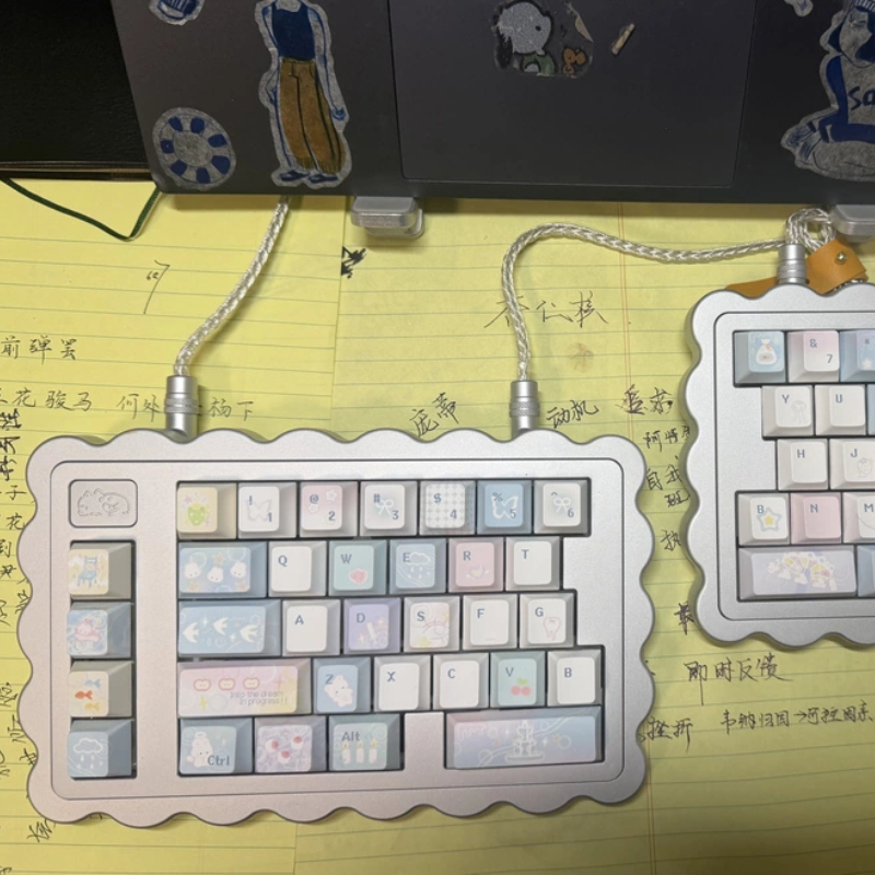 Soda Stack Split Keyboard  Cus - مراجعة Gaming Keyboard Bluetooth وسعره