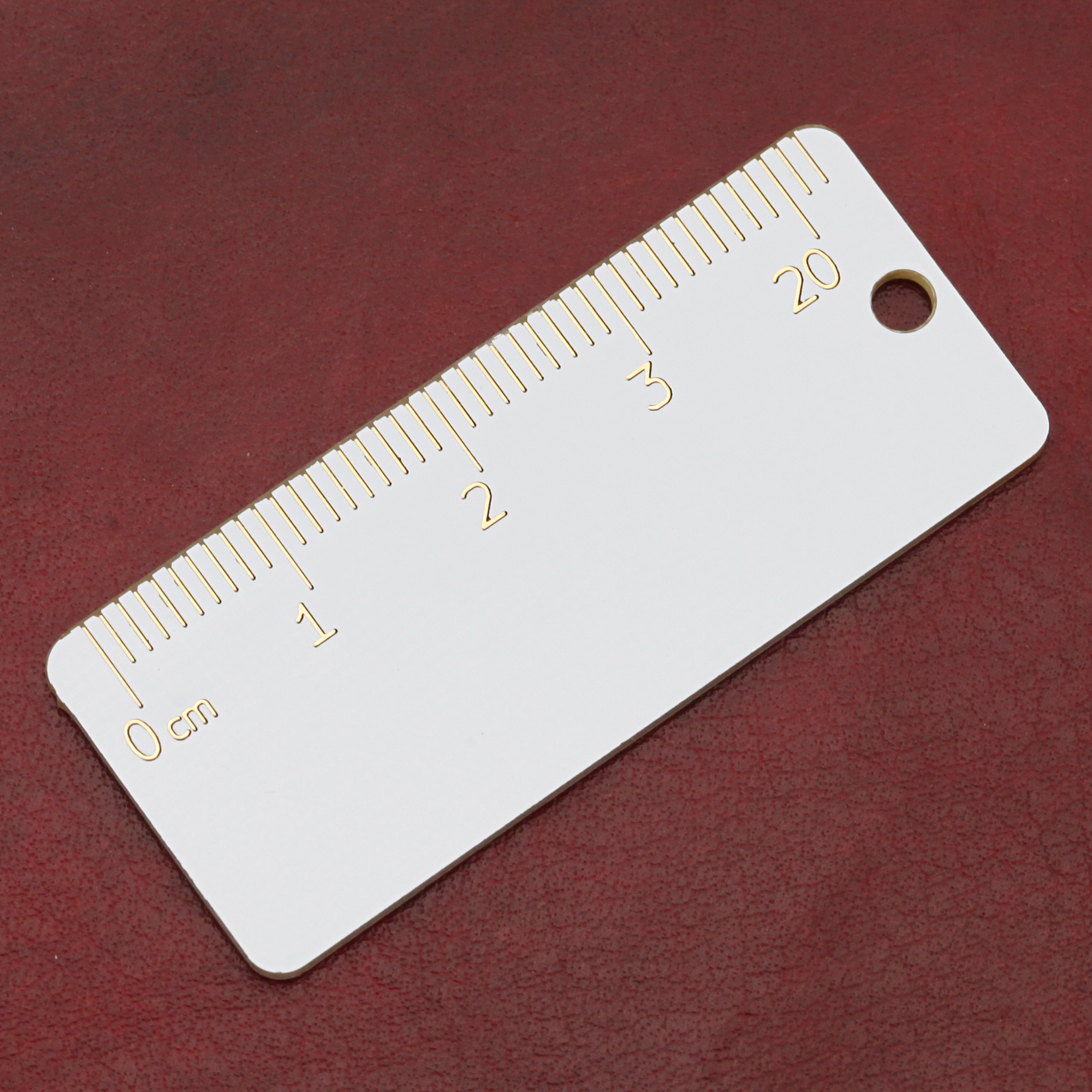 XD xiudi Self Deception ruler  - مراجعة Gaming Keyboard Name وسعره