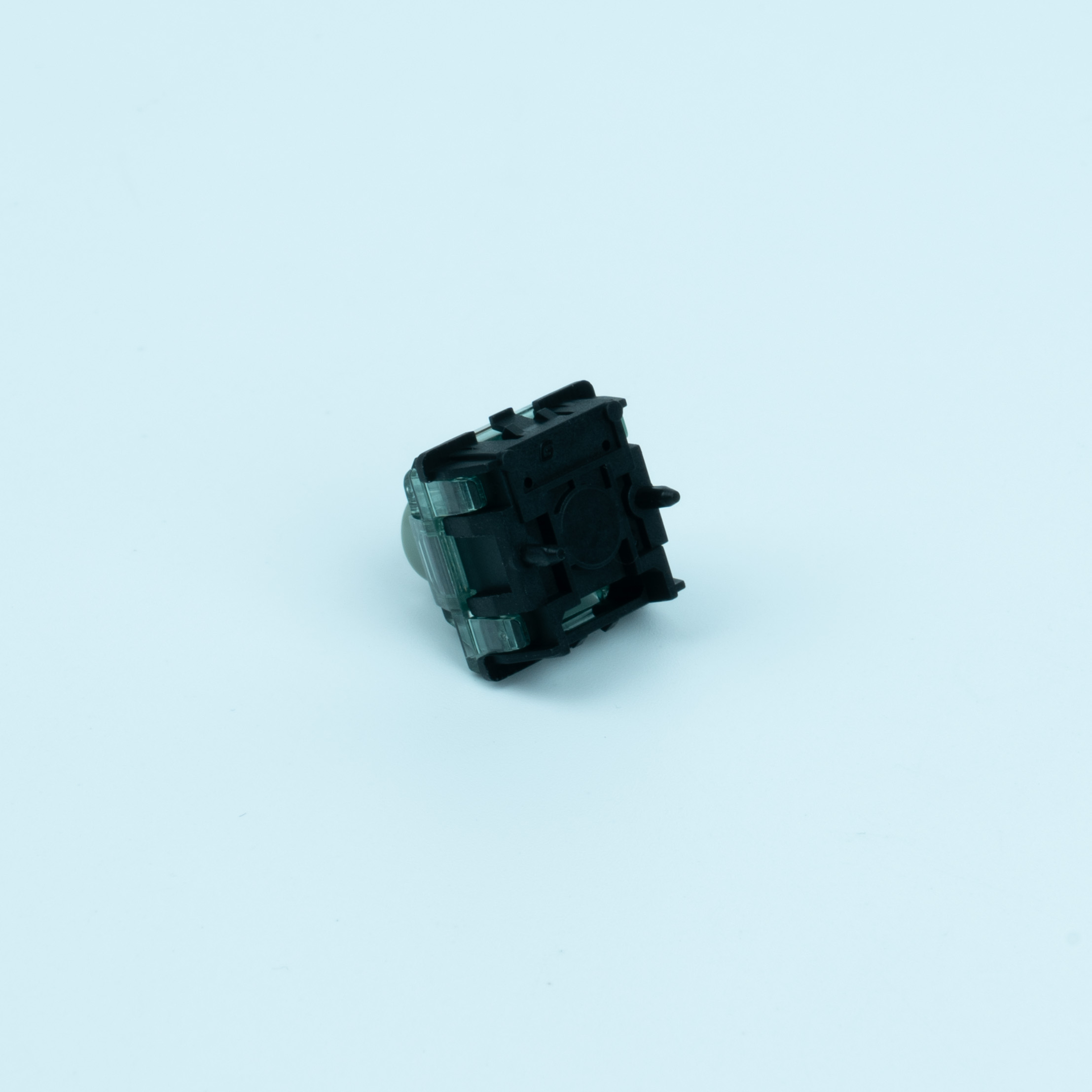 GATERON Magnetic Jade Emerald  - مراجعة Gaming Keyboard Magnetic Switches وسعره